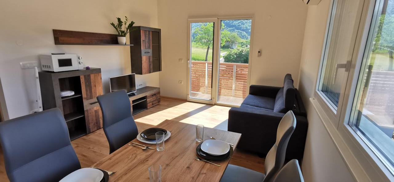 Apartmaji Tmaynka Tolmin Esterno foto